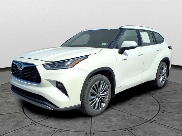 2021 Toyota Highlander Hybrid Platinum SUV