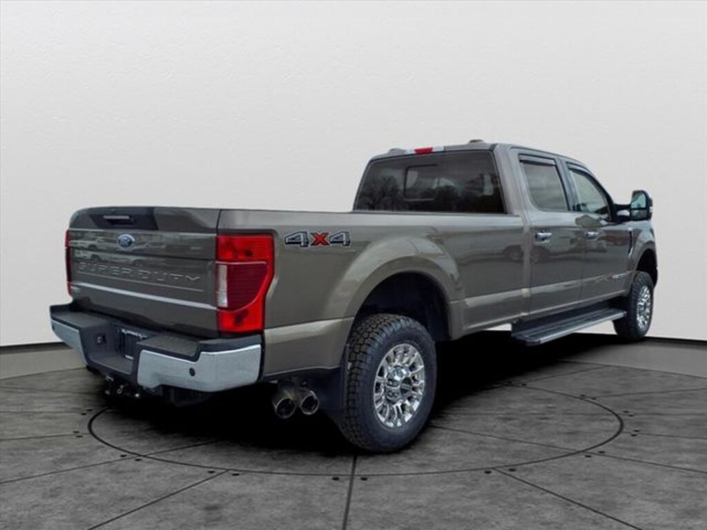 Used 2021 Ford F-350 Lariat Super Duty Crew Cab Truck