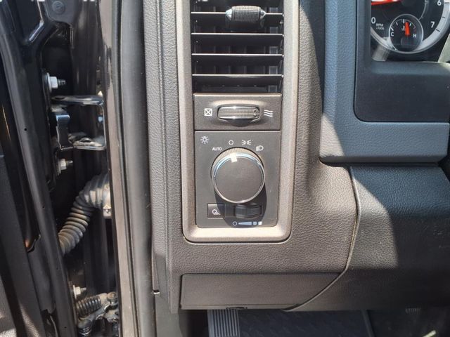 2018 RAM Ram 3500 Pickup Tradesman - Photo 24