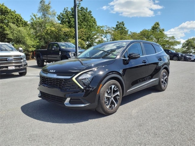 2023 Kia Sportage EX's photo