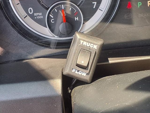 2018 RAM Ram 3500 Pickup Tradesman - Photo 23