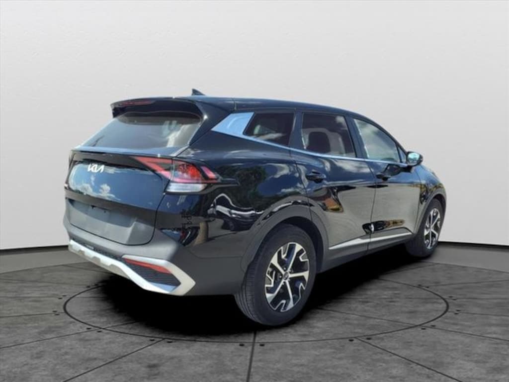 Used 2023 Kia Sportage EX SUV