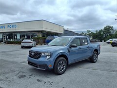 2025 Ford Maverick XLT Truck