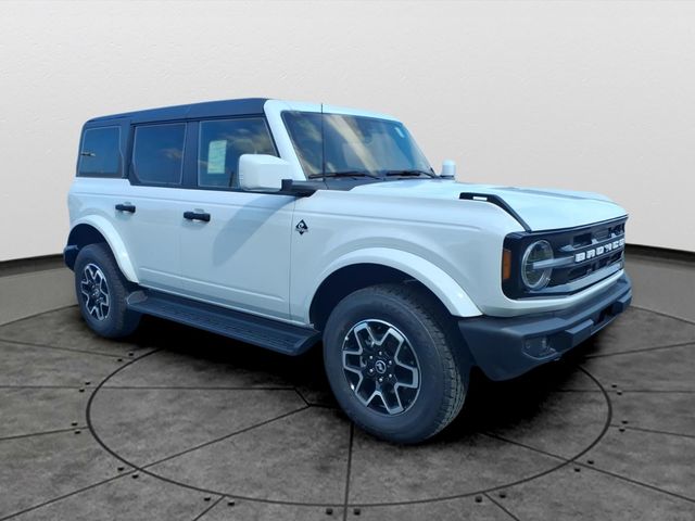 New 2026 Ford Bronco Outer Banks SUV