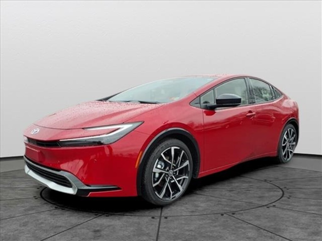 Used 2026 Toyota Prius Plug-In Hybrid XSE Hatchback