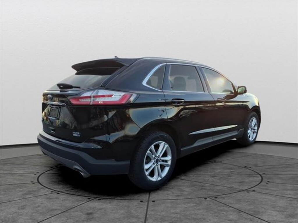 Used 2020 Ford Edge SEL SUV