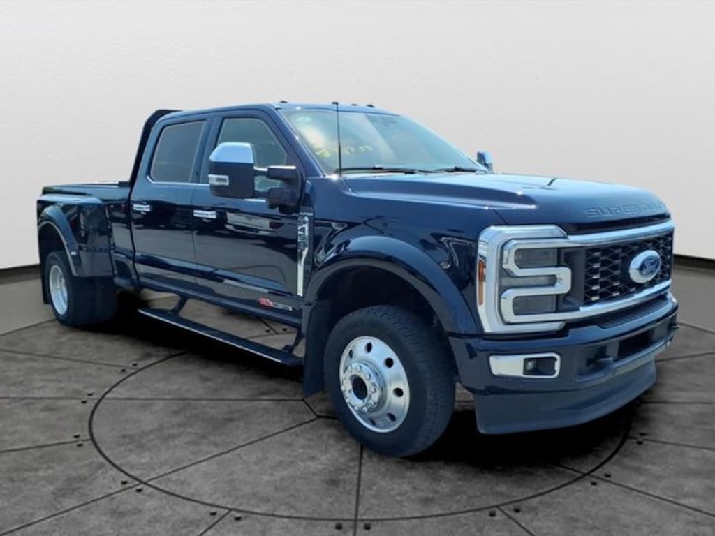 Used 2025 Ford F-450 Platinum DRW Crew Cab Long Bed Truck