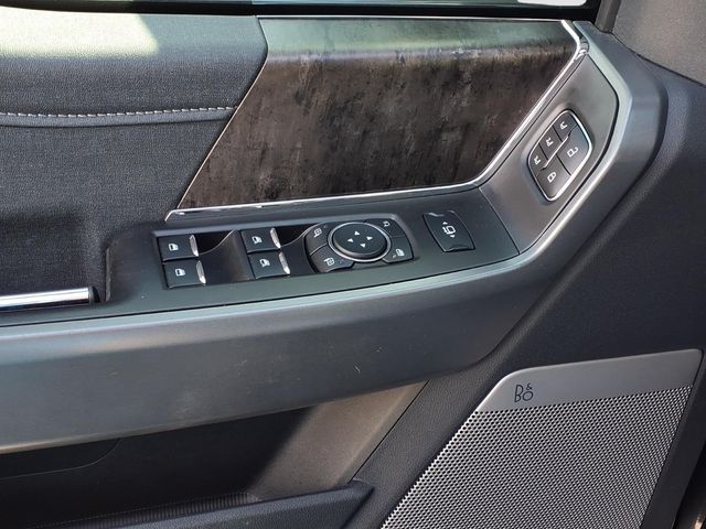2024 Ford F-350 Super Duty Lariat - Photo 18