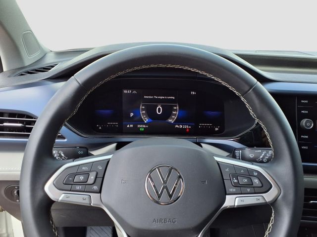 2023 Volkswagen Taos SE - Photo 18