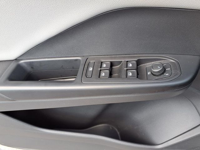 2023 Volkswagen Taos SE - Photo 26