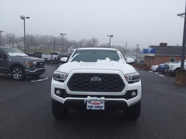 Used 2020 Toyota Tacoma TRD Off Road with VIN 3TMCZ5AN2LM315720 for sale in Martinsburg, WV