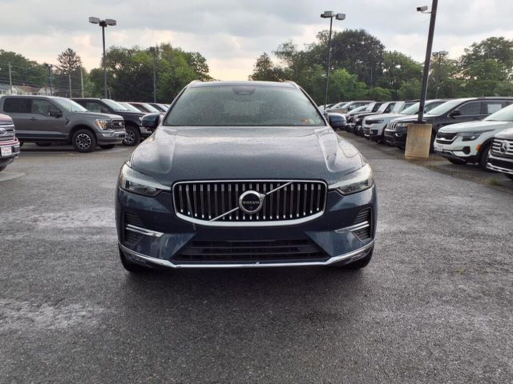 Used 2023 Volvo XC60 B5 Ultimate Bright Theme SUV