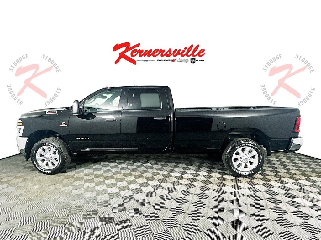 New 2026 Ram 3500 BIG HORN CREW CAB 4X4 8' BOX Pickup
