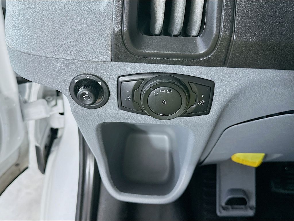 2018 Ford Transit Chassis Cab Base - Photo 21