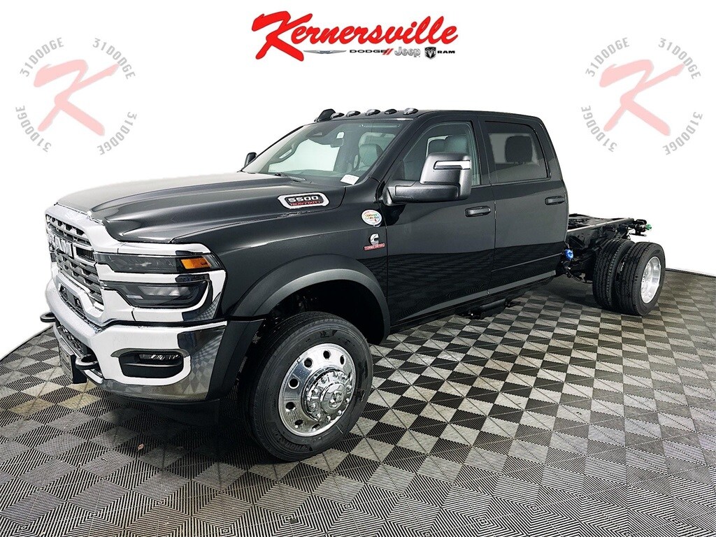New 2026 Ram 5500 Chassis Cab TRADESMAN CREW 4X2 60' CA Pickup