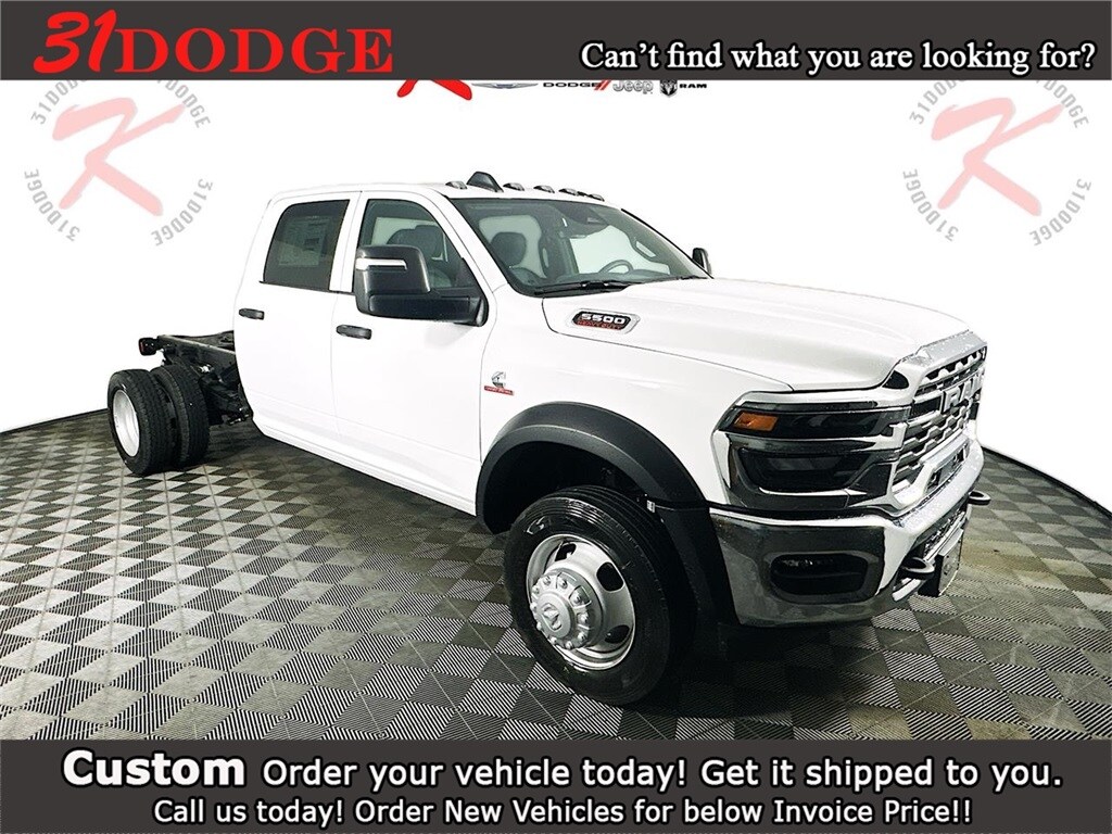New 2025 Ram 5500 Chassis Cab 5500 TRADESMAN CHASSIS CREW CAB 4X4 60' CA Pickup