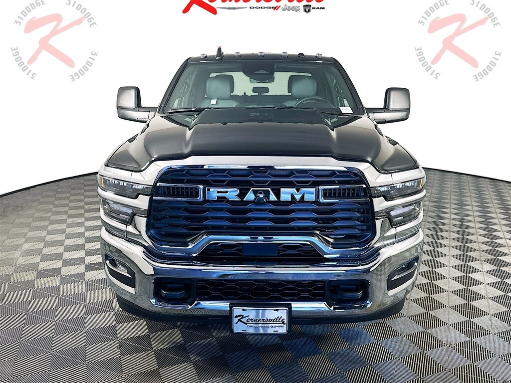 New 2026 Ram 3500 TRADESMAN CREW CAB 4X2 8' BOX Pickup