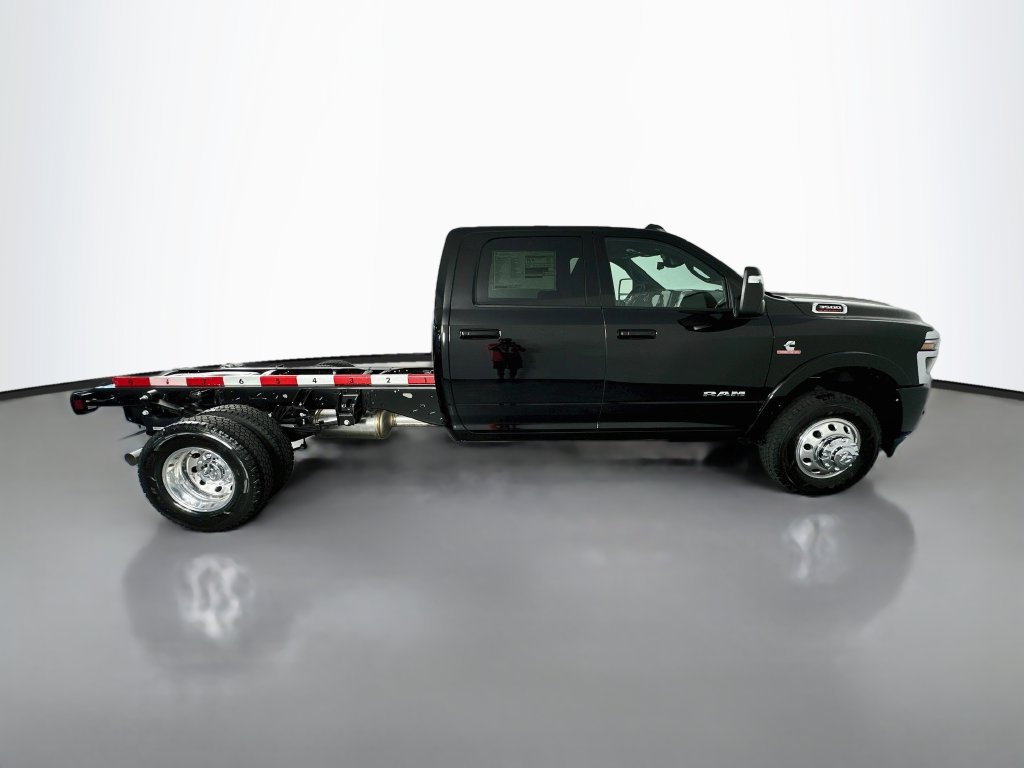 2027 RAM Ram 3500 Chassis Cab Big Horn - Photo 7