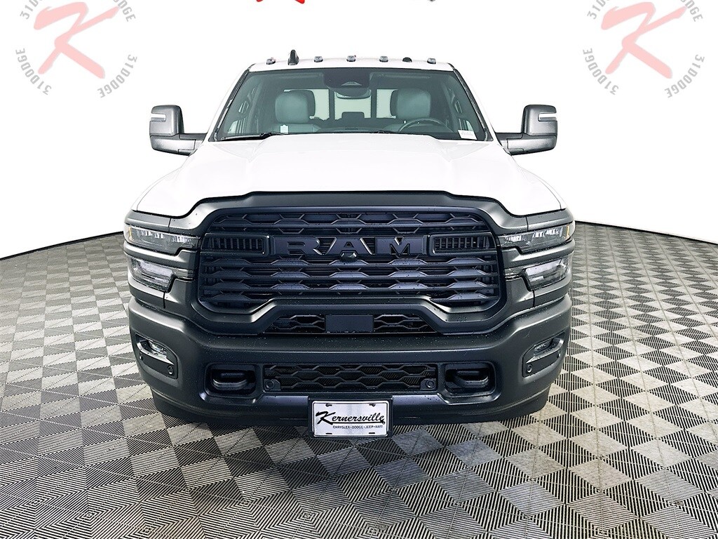 New 2026 Ram 2500 TRADESMAN CREW CAB 4X4 8' BOX Pickup