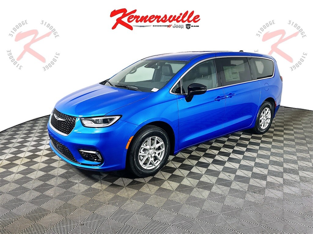 New 2026 Chrysler Pacifica SELECT Passenger Van