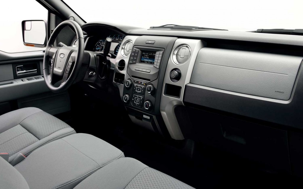 Ford F150 vs Ram 1500