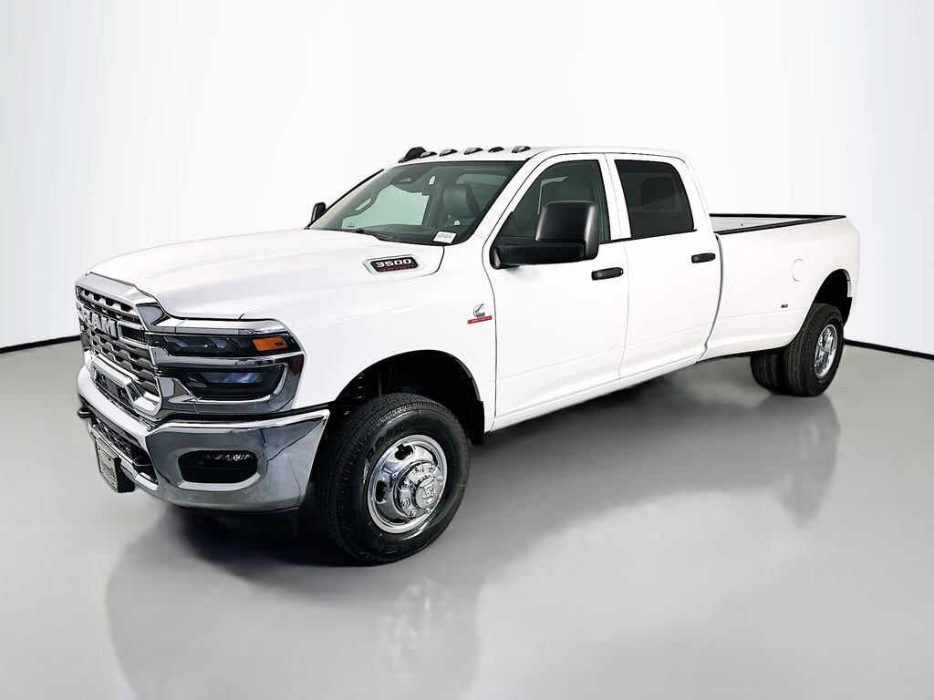 New 2026 Ram 3500 TRADESMAN CREW CAB 4X4 8' BOX Pickup