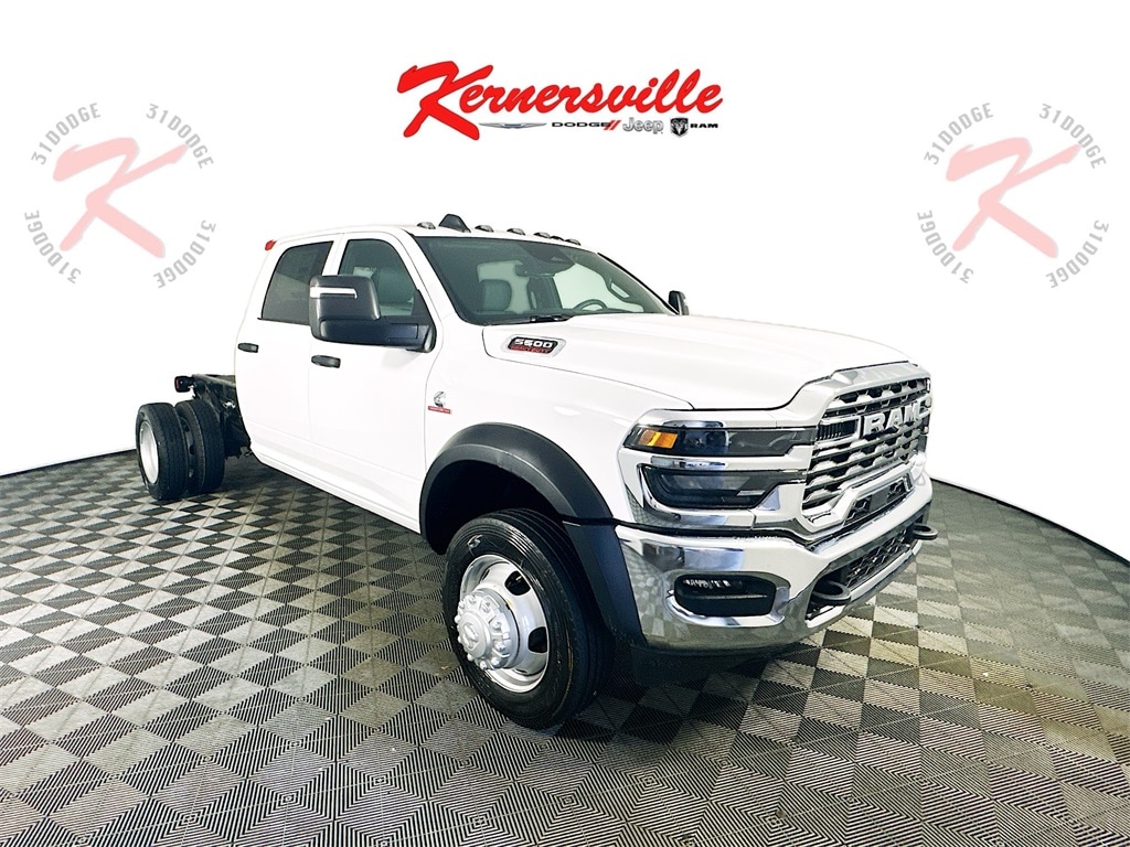 New 2025 Ram 5500 Chassis Cab 5500 TRADESMAN CHASSIS CREW CAB 4X4 60' CA Pickup