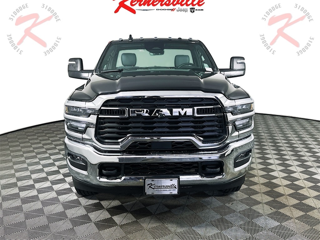 New 2026 Ram 2500 TRADESMAN REGULAR CAB 4X4 8' BOX Pickup