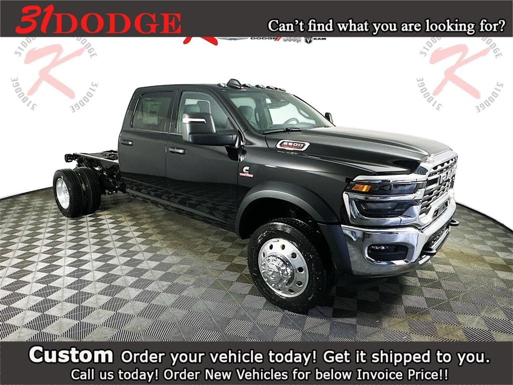 New 2026 Ram 5500 Chassis Cab TRADESMAN CREW 4X4 60' CA Pickup
