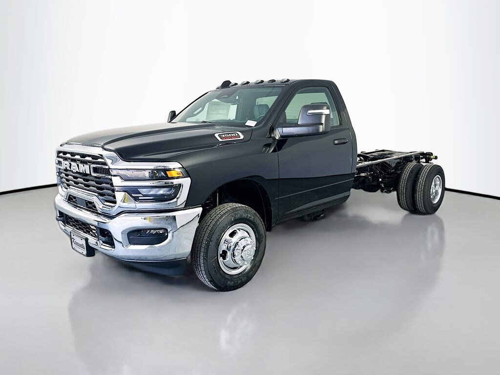 New 2026 Ram 3500 Chassis Cab TRADESMAN REGULAR 4X2 84' CA Pickup