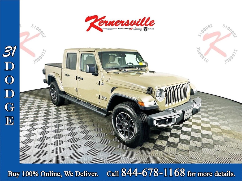 Used 2020 Jeep Gladiator Overland Truck Crew Cab