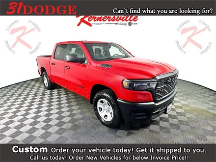 2025 Ram 1500 TRADESMAN CREW CAB 4X4 5'7 BOX Pickup