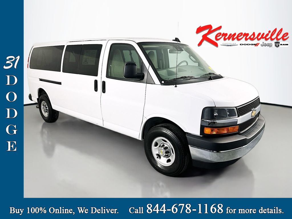 2024 Chevrolet Express 3500 LT
