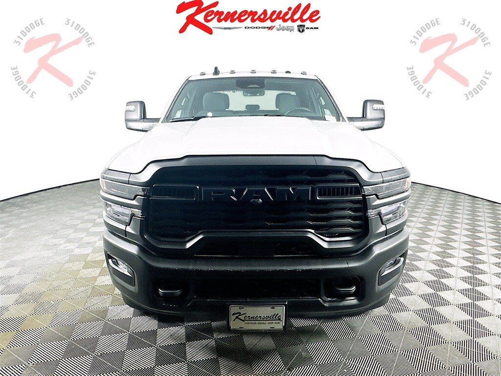 New 2026 Ram 2500 WARLOCK CREW CAB 4X4 6'4 BOX Pickup