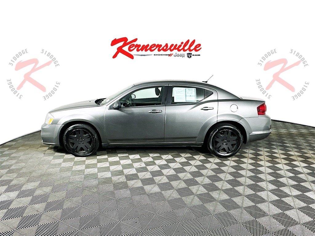 Used 2013 Dodge Avenger SE Sedan