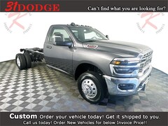 2025 Ram 3500 Chassis Cab 3500 TRADESMAN CHASSIS REGULAR CAB 4X2 84' CA Pickup