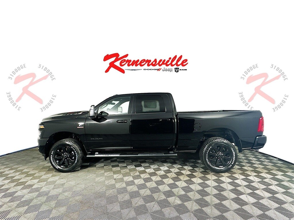 New 2026 Ram 3500 LARAMIE CREW CAB 4X4 6'4 BOX Pickup