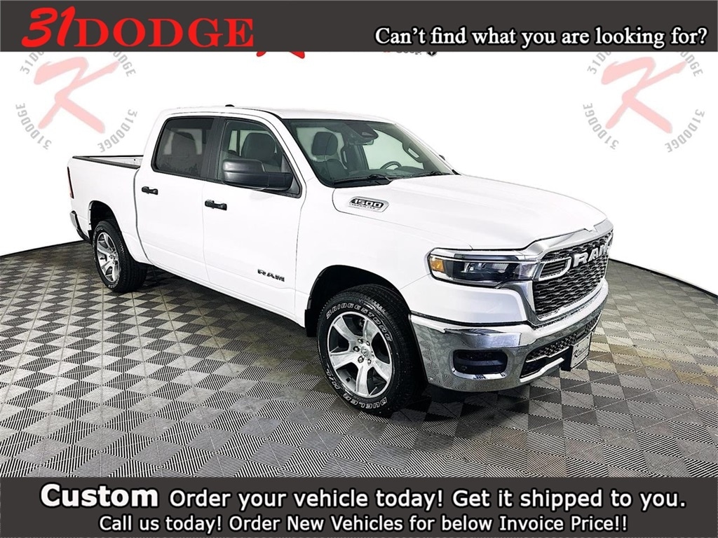 New 2026 Ram 1500 TRADESMAN CREW CAB 4X2 5'7 BOX Pickup