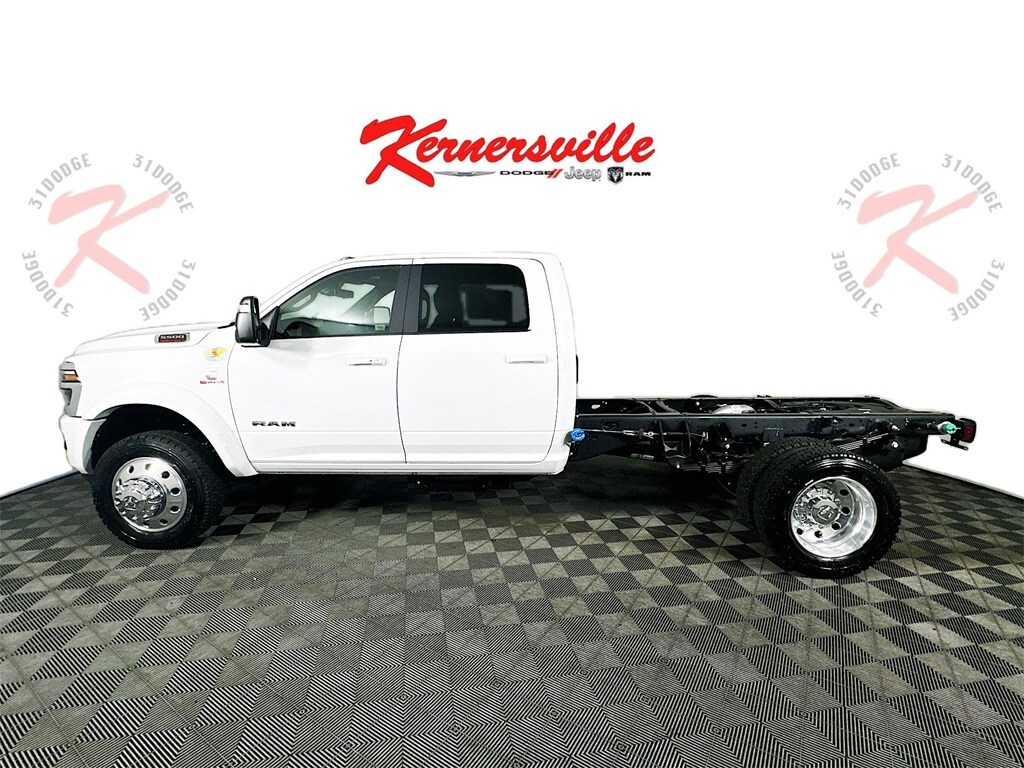New 2026 Ram 5500 Chassis Cab 5500 BIG HORN CHASSIS CREW CAB 4X4 60' CA Pickup