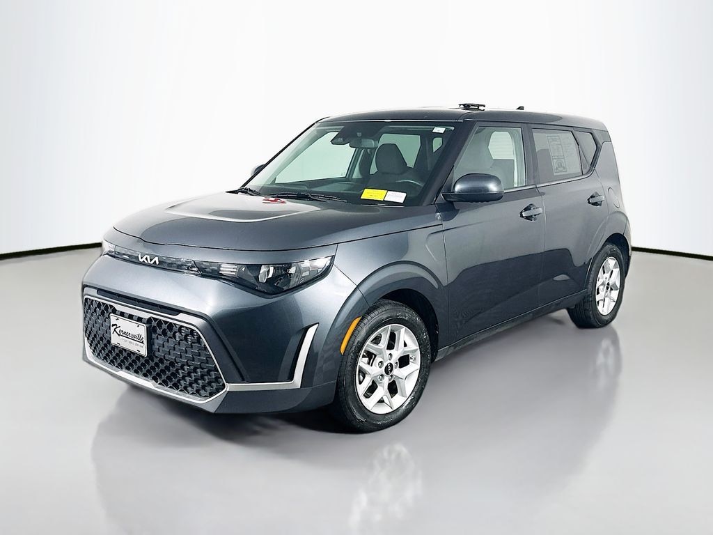 Used 2023 Kia Soul LX Hatchback
