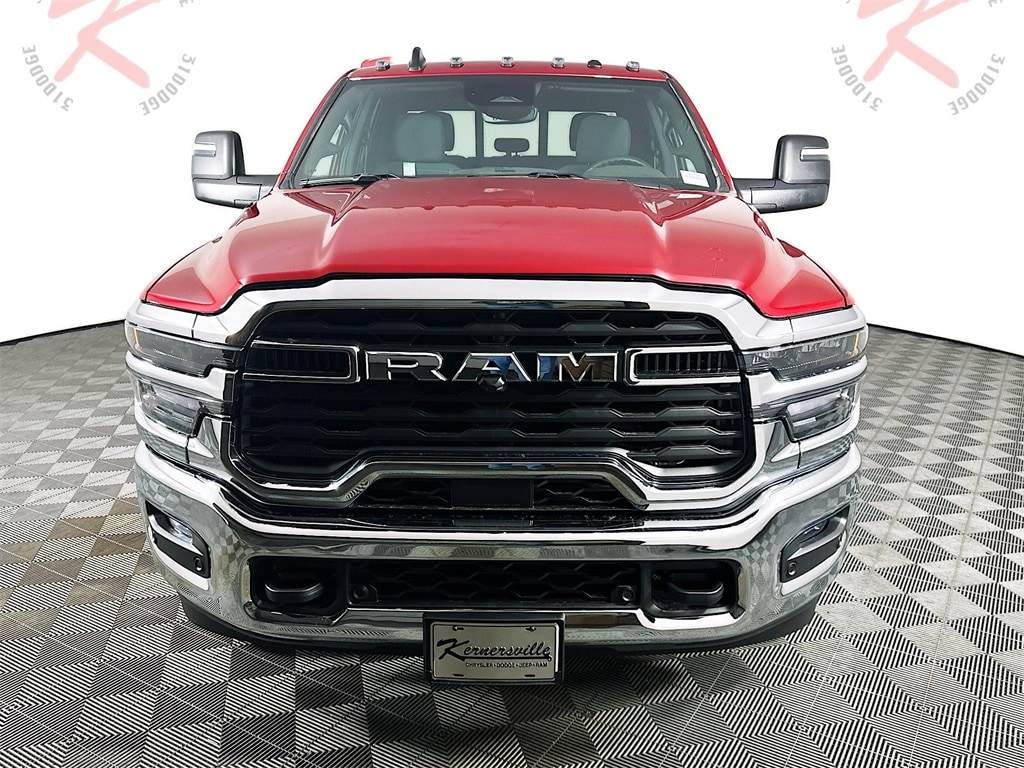 New 2026 Ram 3500 TRADESMAN CREW CAB 4X4 8' BOX Pickup