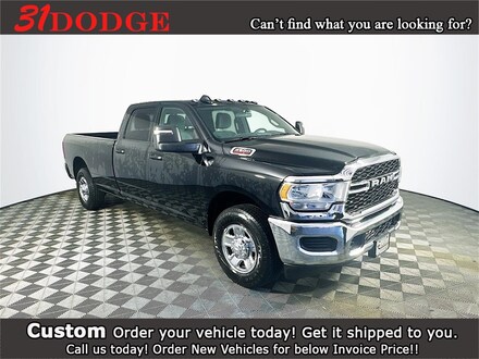 2024 Ram 2500 TRADESMAN CREW CAB 4X2 8' BOX Pickup