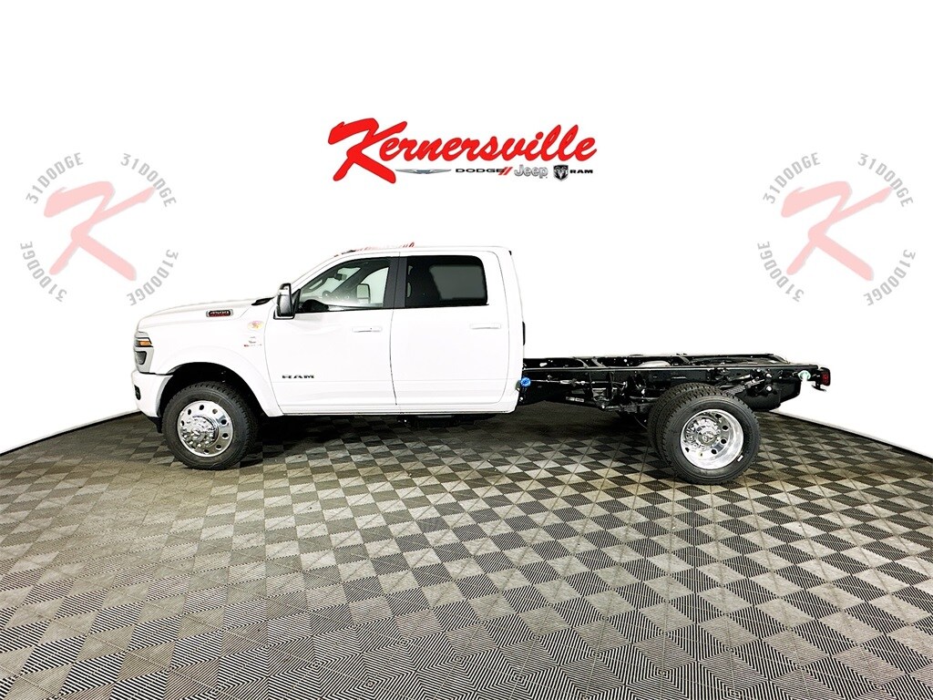 New 2026 Ram 4500 Chassis Cab BIG HORN CREW 4X4 60' CA Pickup