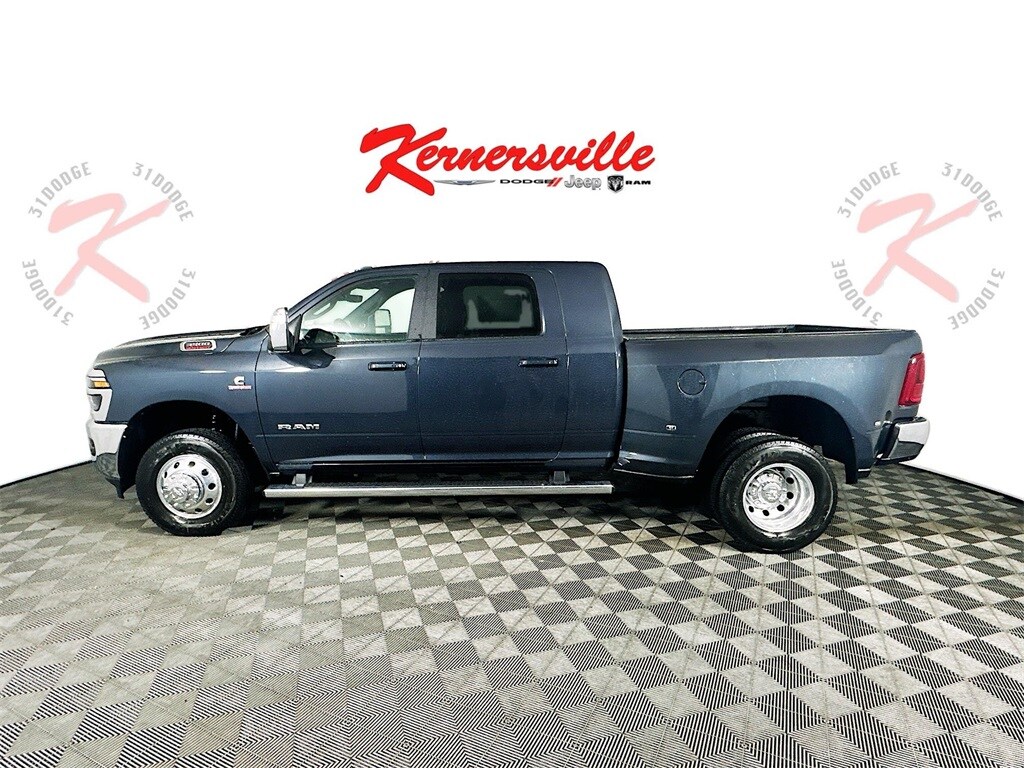 New 2026 Ram 3500 LARAMIE MEGA CAB 4X4 6'4 BOX Pickup