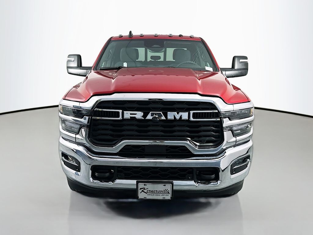 New 2026 Ram 3500 TRADESMAN CREW CAB 4X4 8' BOX Pickup