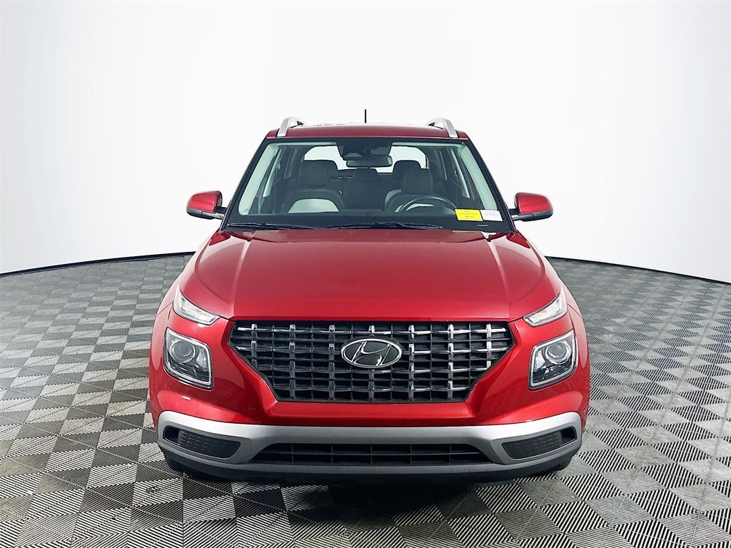 Used 2024 Hyundai Venue SEL SUV