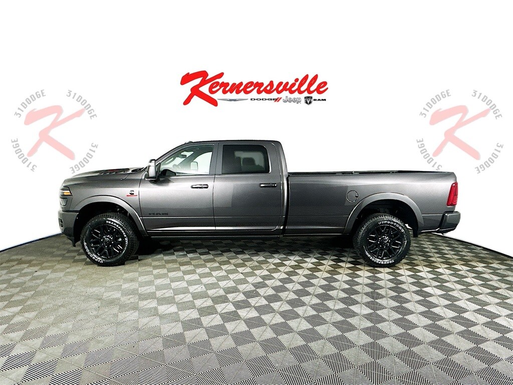 New 2026 Ram 3500 LIMITED CREW CAB 4X4 8' BOX Pickup