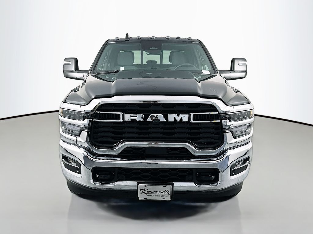 New 2026 Ram 3500 TRADESMAN CREW CAB 4X4 8' BOX Pickup