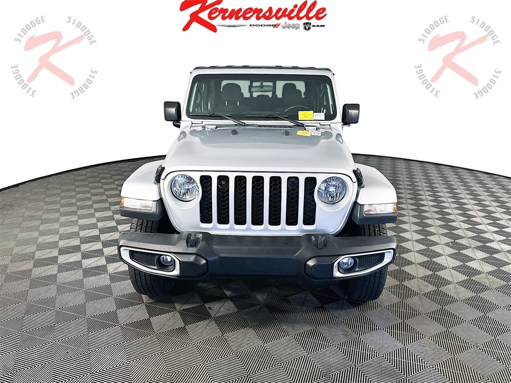 Used 2023 Jeep Gladiator Sport Truck Crew Cab