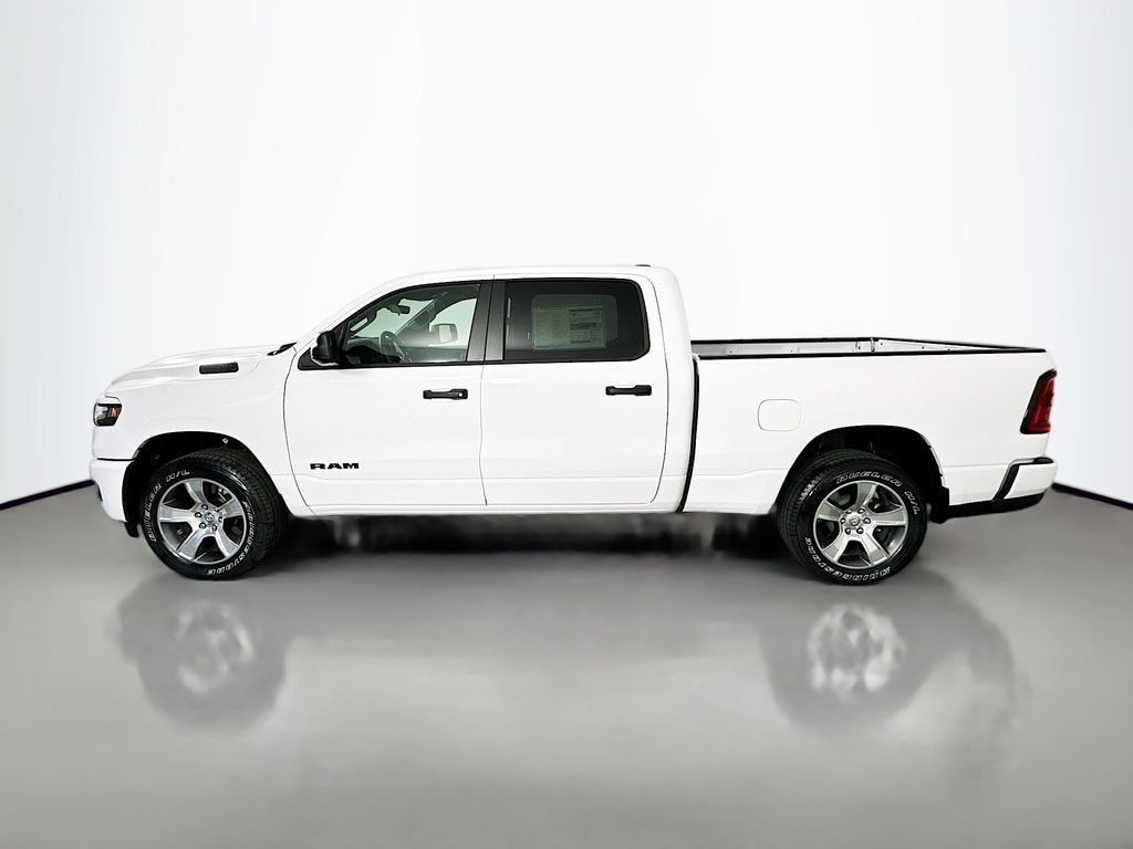 New 2026 Ram 1500 EXPRESS CREW CAB 4X4 6'4 BOX Pickup